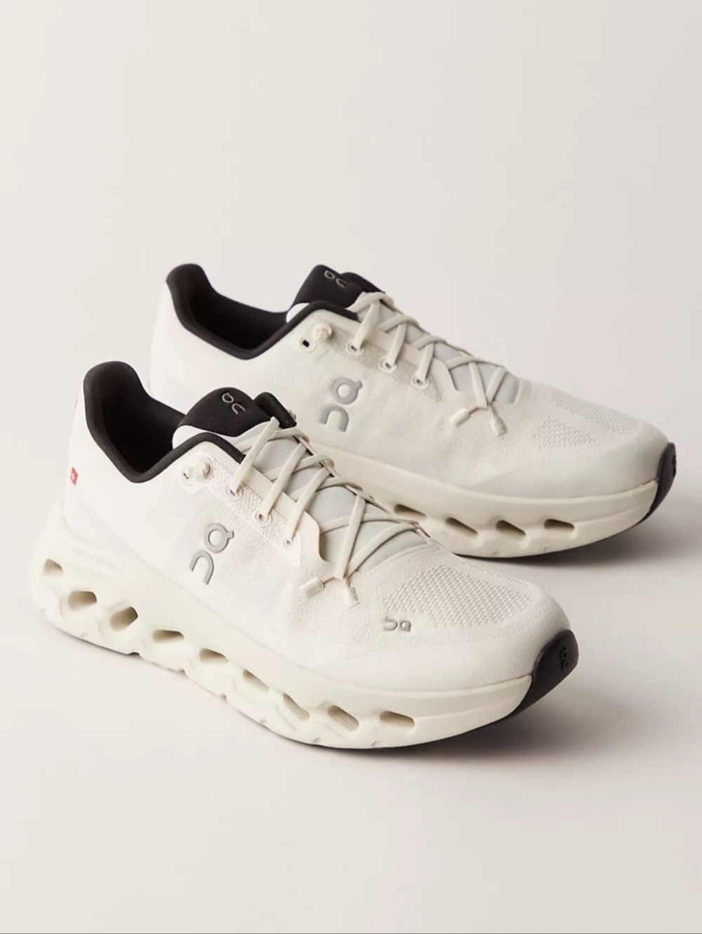 OnCloud Cloudtilt Pearl Ice Sneakers Women's Size 7